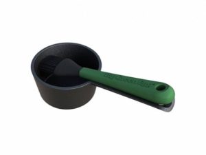 BIG GREEN EGG - SAUCE POT W/ BASTING BRUSH CAST IRON