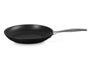 LE CREUSET- Anti-Aanbak Koekenpan in Zwart 28 cm LE CREUSET- Anti-Aanbak Koekenpan in Zwart 28 cm