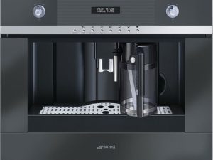 SMEG - AUTO. KOFFIEMACHINE CMSC451NE