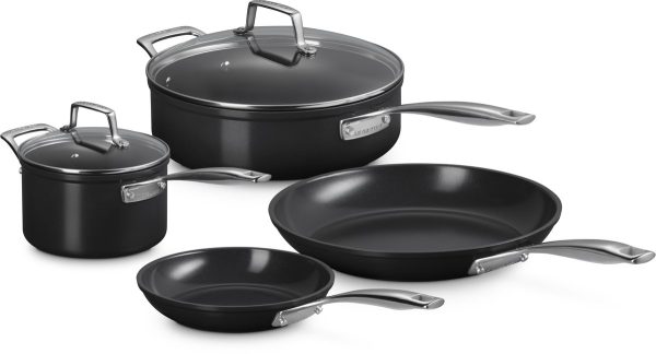 LE CREUSET - 4-delige set, 2 Koekenpannen, Steelpan en Sauteuse LE CREUSET - 4-delige set, 2 Koekenpannen, Steelpan en Sauteuse