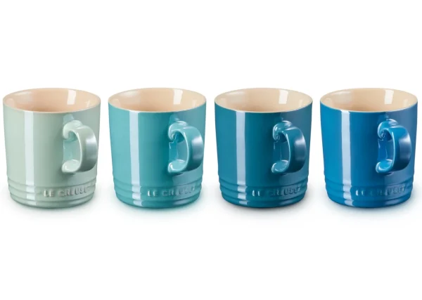 LE CREUSET - Aardewerken Set Mokken per 4 in Metallic Cool Mint, Caribbean Blue, Deep Teal, Marseille 0,35l LE CREUSET - Aardewerken Set Mokken per 4 in Metallic Cool Mint, Caribbean Blue, Deep Teal, Marseille 0,35l